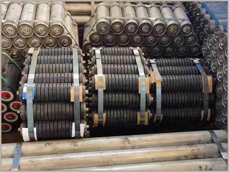 不锈钢缓冲托辊